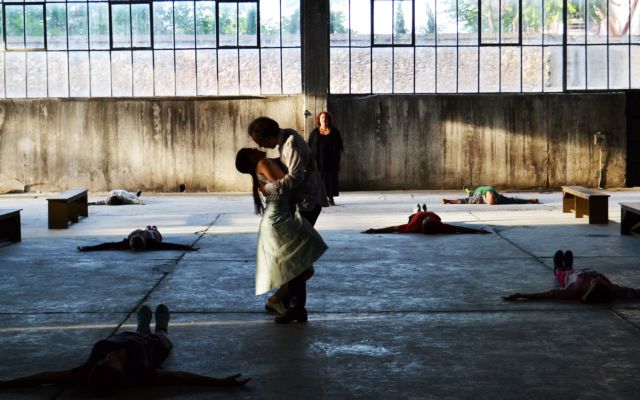 Γιάννης Καλαβριανός: Μακάρι να αξιωνόμαστε τέτοιους έρωτες, κι όσο κρατήσουν