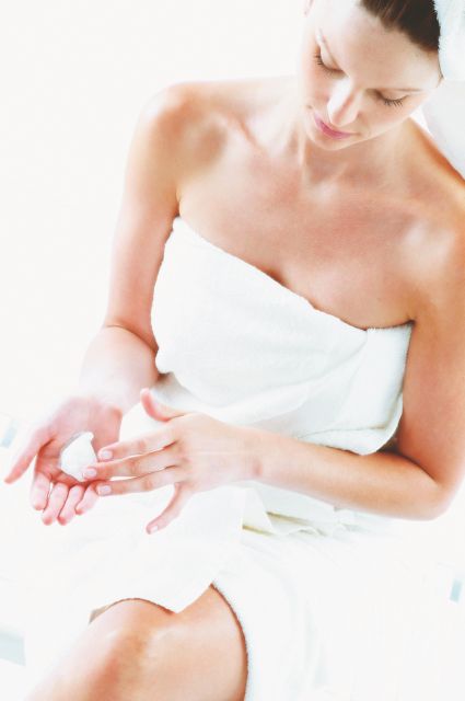 Ανακάμπτει ο κλάδος των καλλυντικών με νέα προϊόντα και προσφορές