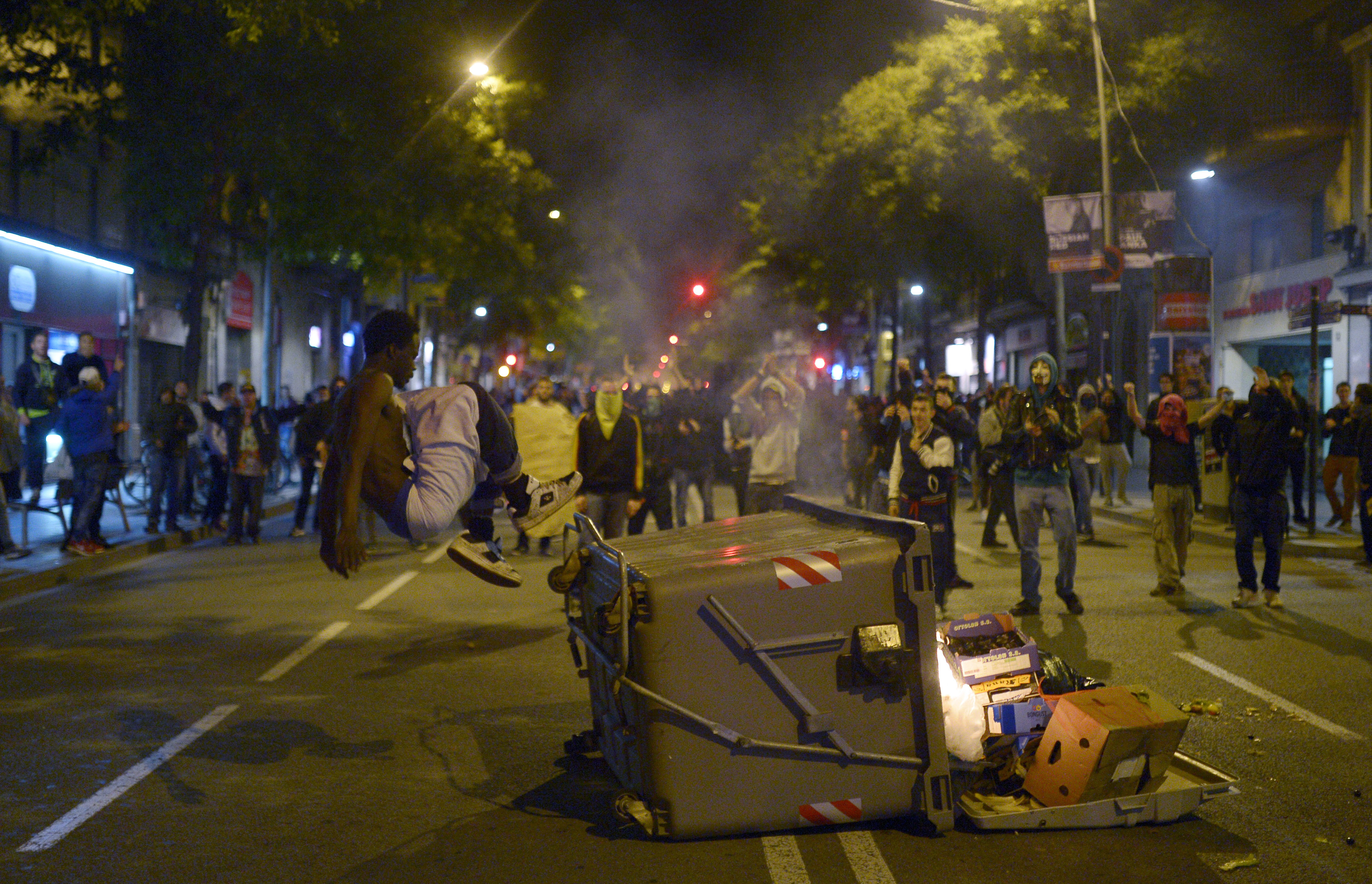 Βαρκελώνη: Πορείες κατά της εκκένωσης του υπό κατάληψη κτιρίου