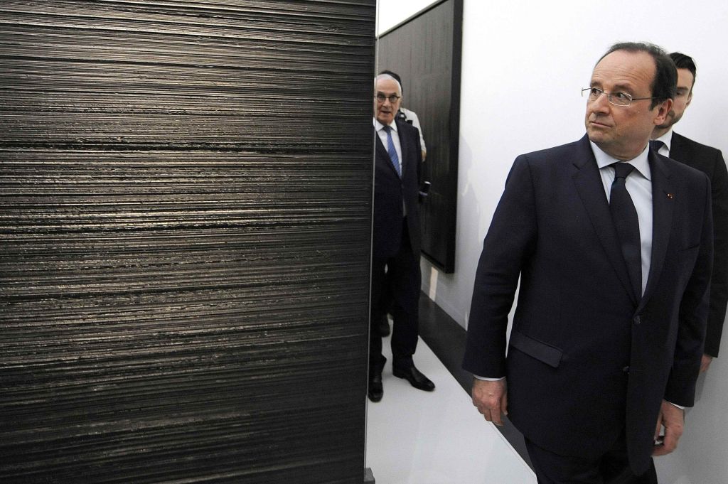 Γαλλία: Πέφτει κατακόρυφα η δημοτικότητα του Φρανσουά Ολάντ