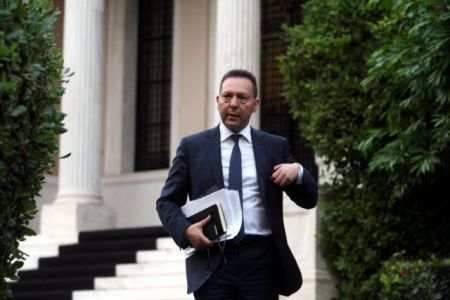 Τον Νοέμβριο η άρση των capital controls