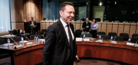 Ο Στουρνάρας οδεύει προς την Τράπεζα της Ελλάδος