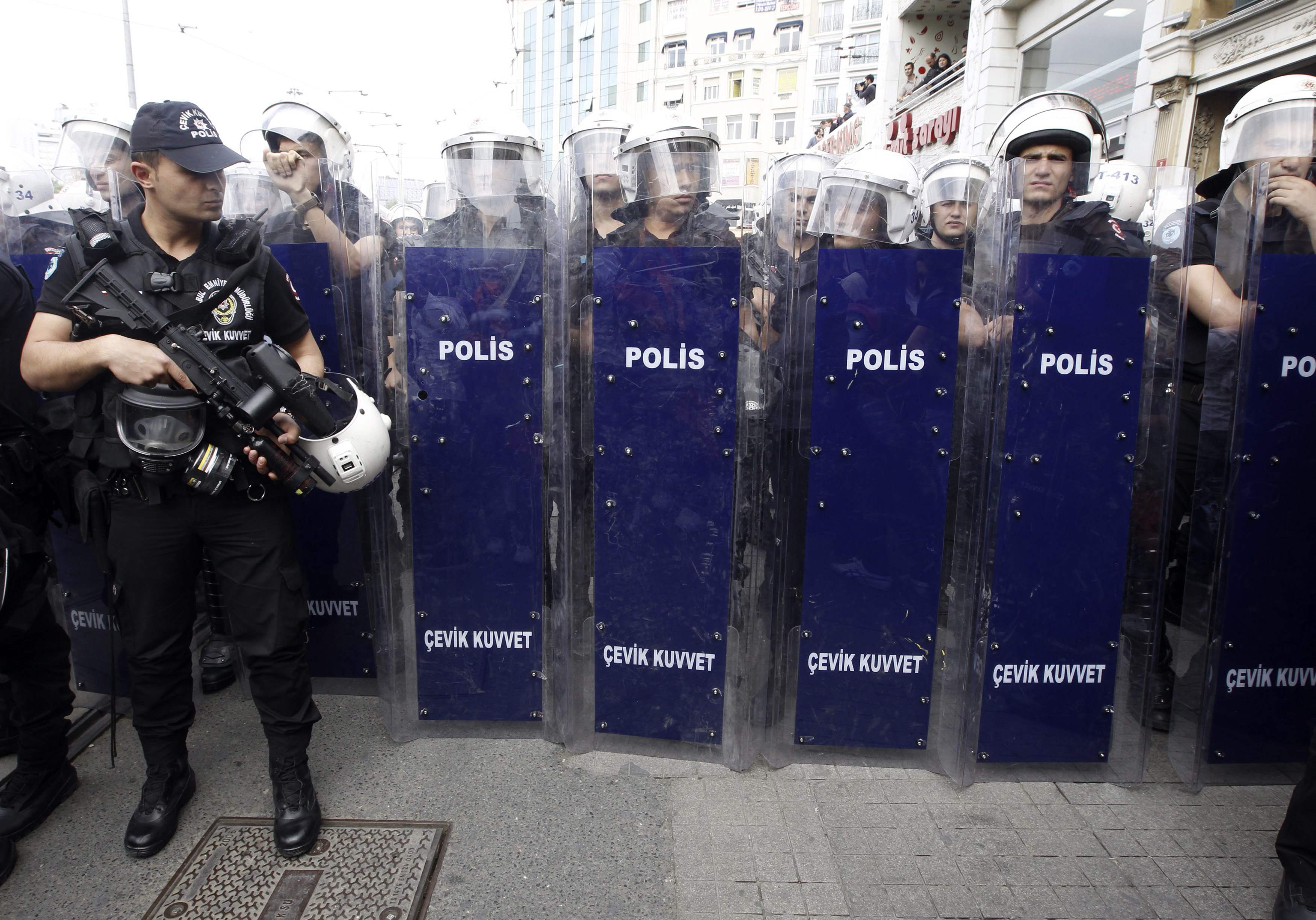Διεθνής Αμνηστία: Ατιμώρητη η αστυνομική βία στην Τουρκία