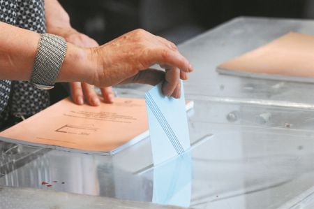 Η πόρτα του φρενοκομείου