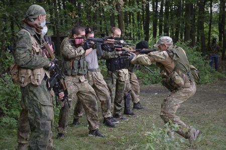 Το ΝΑΤΟ ενισχύει προσωρινά τις δυνάμεις του στην Πολωνία