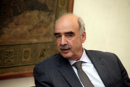 Μεϊμαράκης: Τραβηγμένη η στέρηση προνομίων υπόδικων βουλευτών