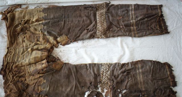 Ίσια και χαμηλοκάβαλα τα αρχαιότερα γνωστά παντελόνια