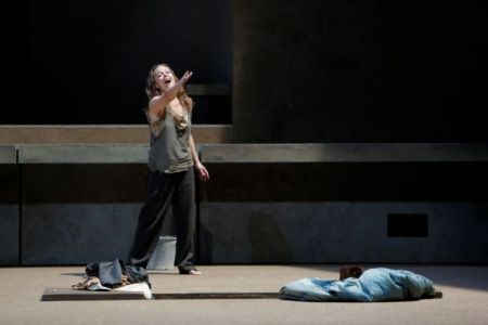 Η Ηλέκτρα θρηνεί την αυγή