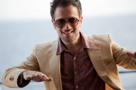 Ο Κωστής Μαραβέγιας στις «Μελωδίες της Ευτυχίας»