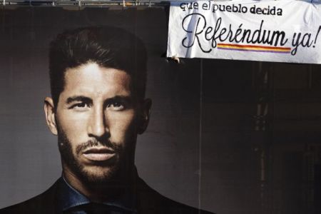 Χιλιάδες Ισπανοί ξανά στους δρόμους κατά της μοναρχίας