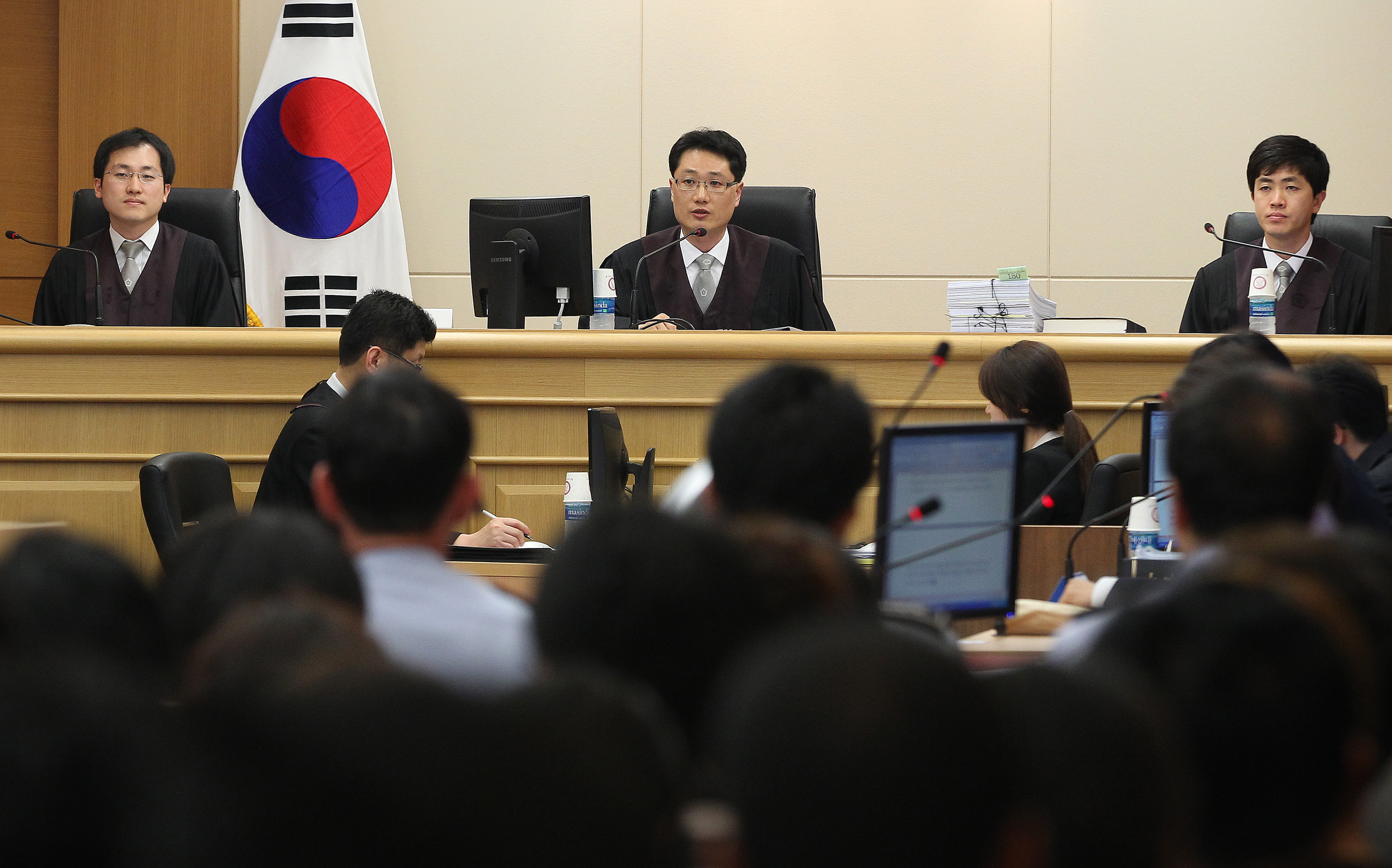 Νότια Κορέα: Ξεκινά η δίκη για το ναυάγιο του Sewol