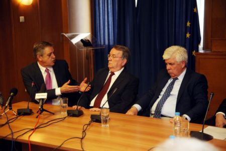 Τα 20 δισ. της ΚΑΠ «έφαγαν» τον κ. Τσαυτάρη