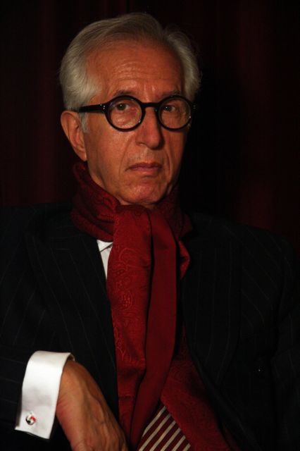 Κωνσταντίνος Τζούμας: Ο ευδαιμονισμός μπορεί να σε τυφλώσει