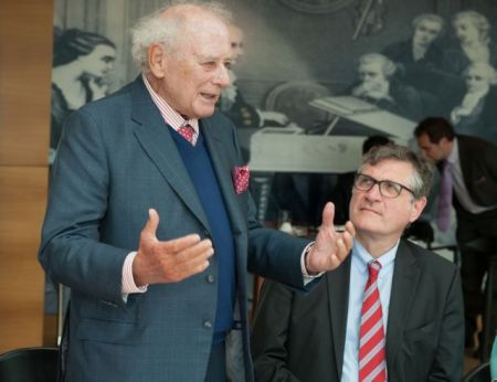 Δρ Ράινχολντ Βιρτ: Η Ελλάδα έχει ξεπεράσει την «κοιλάδα των δακρύων»