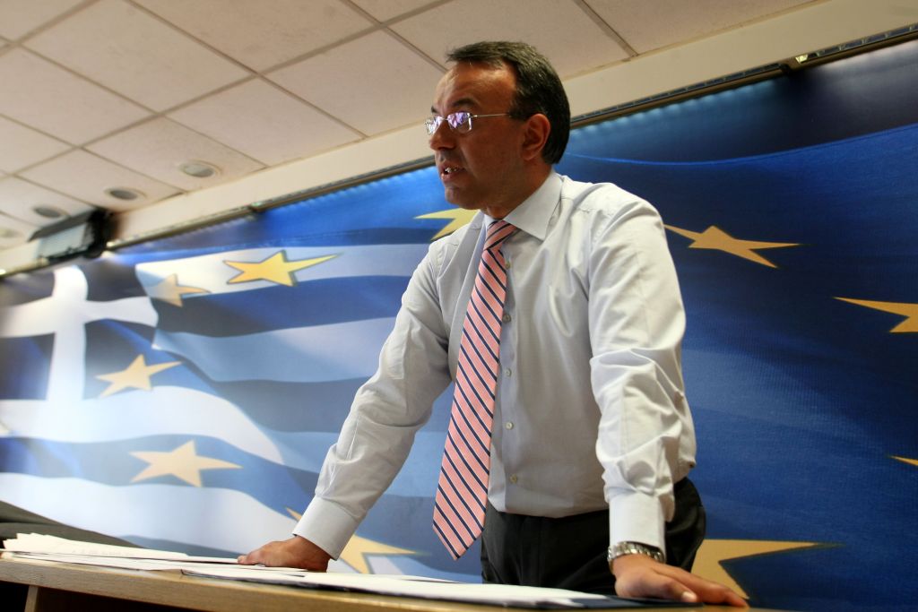 ΥΠΟΙΚ: Μειώθηκε 20% η μισθολογική δαπάνη την περίοδο 2011-2013