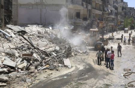 Συρία: Αεροπορική επιδρομή στο Χαλέπι με δεκάδες θύματα