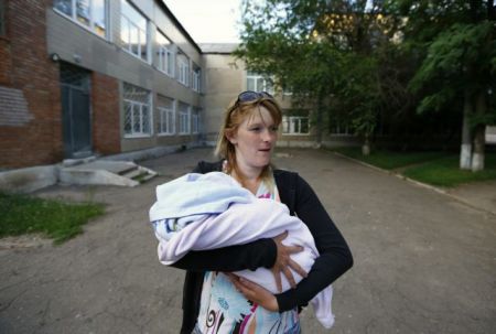 Τριάντα τέσσερις χιλιάδες εκτοπισμένοι στην Ουκρανία εξαιτίας της βίας