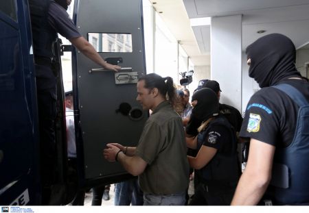 Ενόχληση και εκτός Ελλάδος για τον Ξηρό