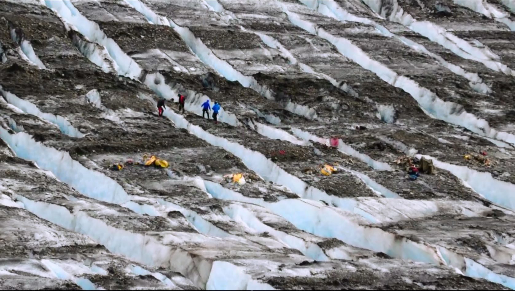 Σοροί θυμάτων αεροπορικού δυστυχήματος 62 χρόνια μετά