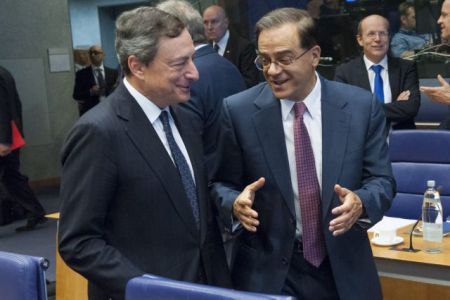 Τετ-α-τετ Χαρδούβελη-Ντράγκι για το μνημόνιο στο Μιλάνο