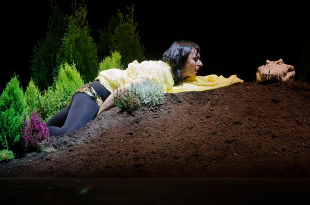 Το φράγμα της σεμνότητας