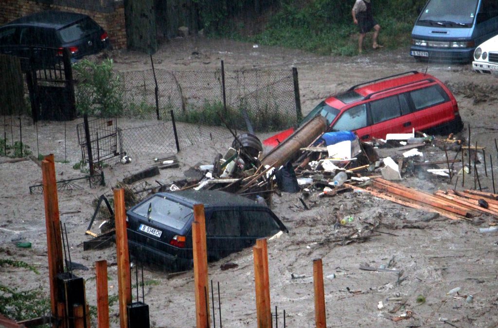 Βουλγαρία: Δέκα άτομα έχασαν τη ζωή τους από εκτεταμένες πλημμύρες