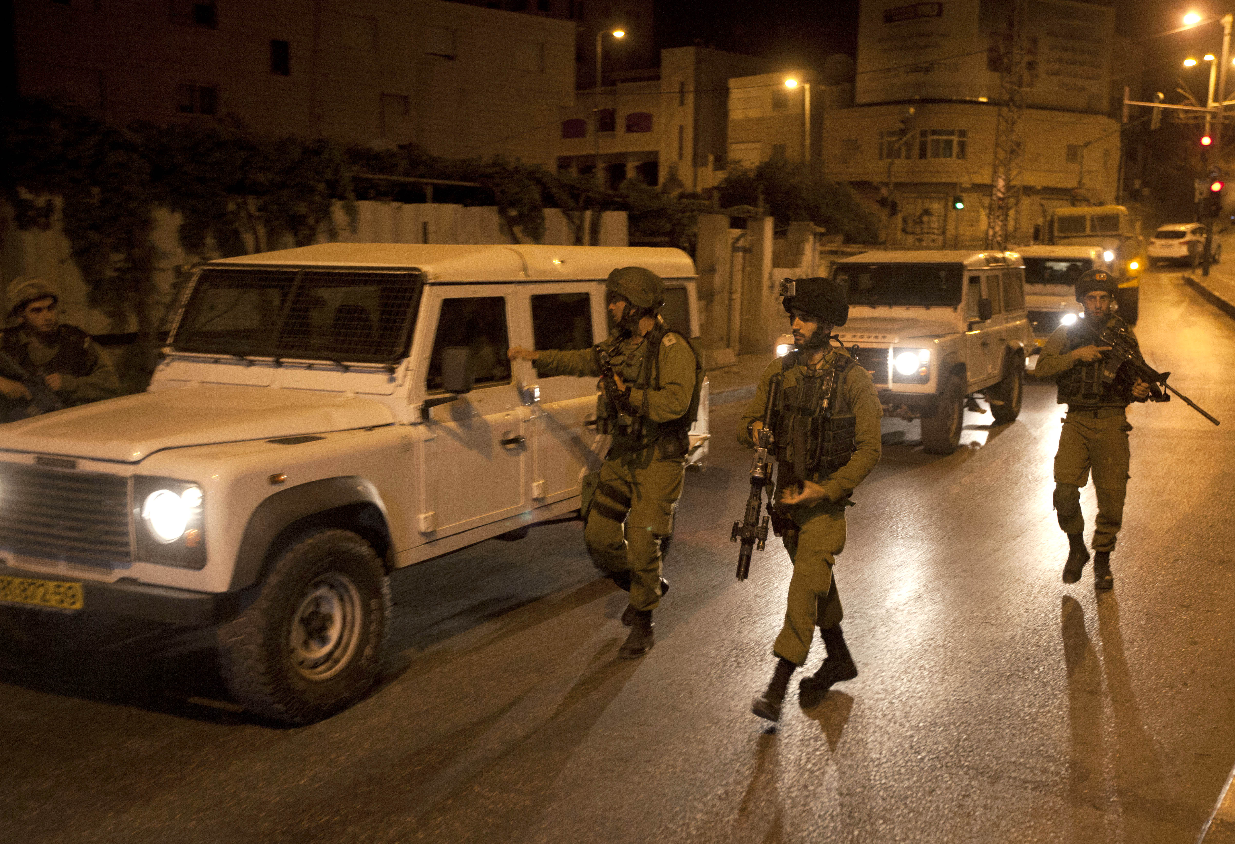 Νεκρός 15χρονος Παλαιστίνιος στην έρευνα για τους ιρσαηλίτες απαχθέντες