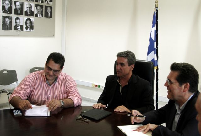 Ανδ. Λοβέρδος προς ΔΟΕ: Καταθέστε τις προτάσεις σας