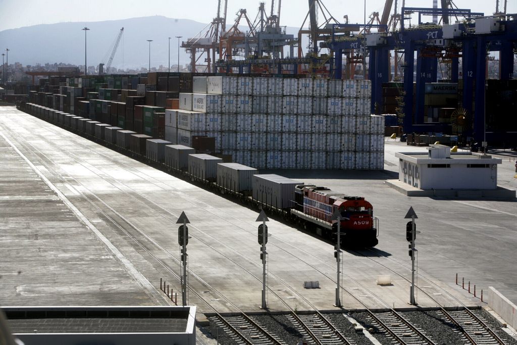 Cosco: Αλλαγή πλεύσης λόγω των απεργιών για την ΤΡΑΙΝΟΣΕ