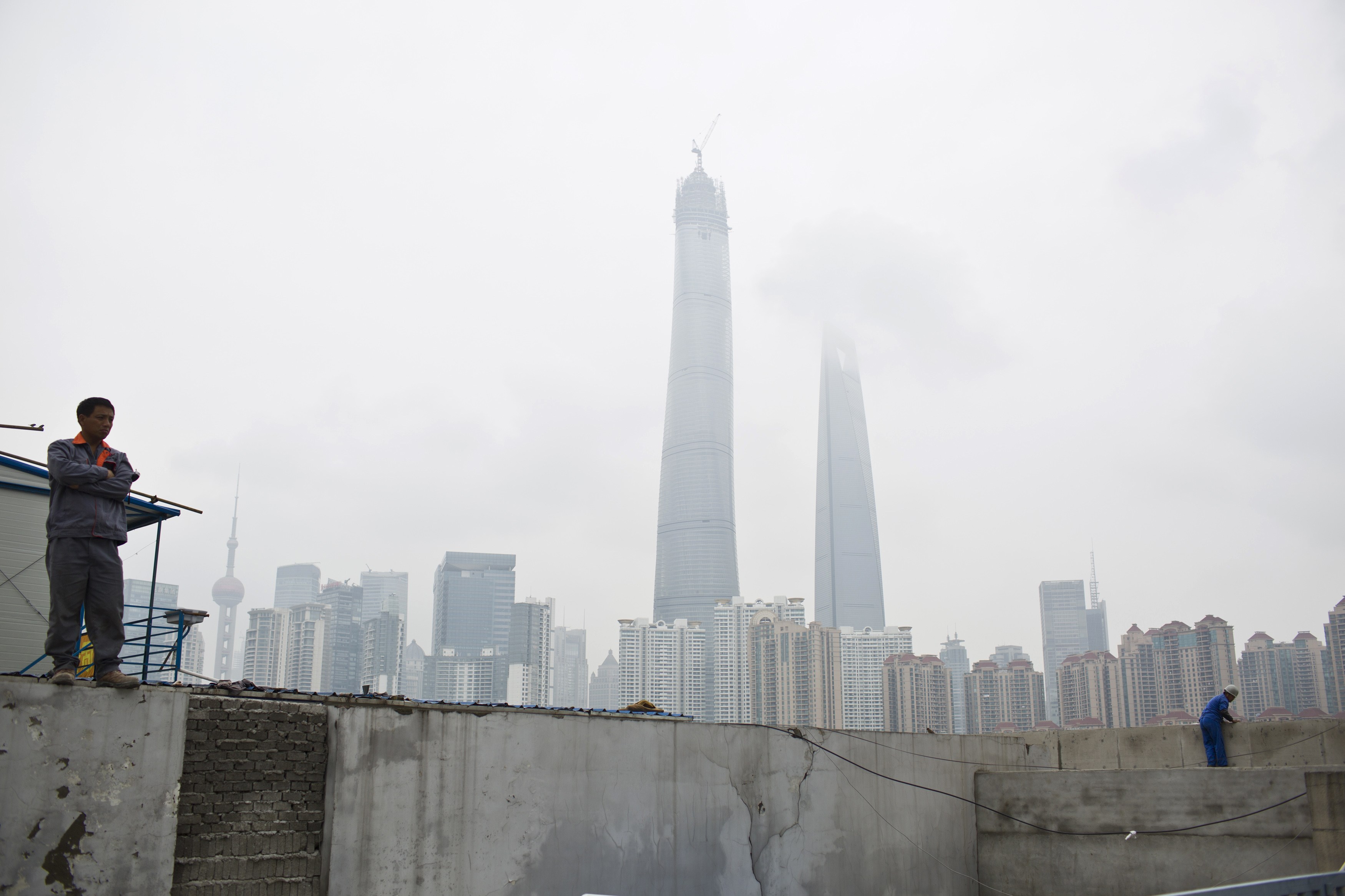 Πεκίνο: Σκοπιμότητες πίσω από τις εκτιμήσεις των οίκων για το real estate