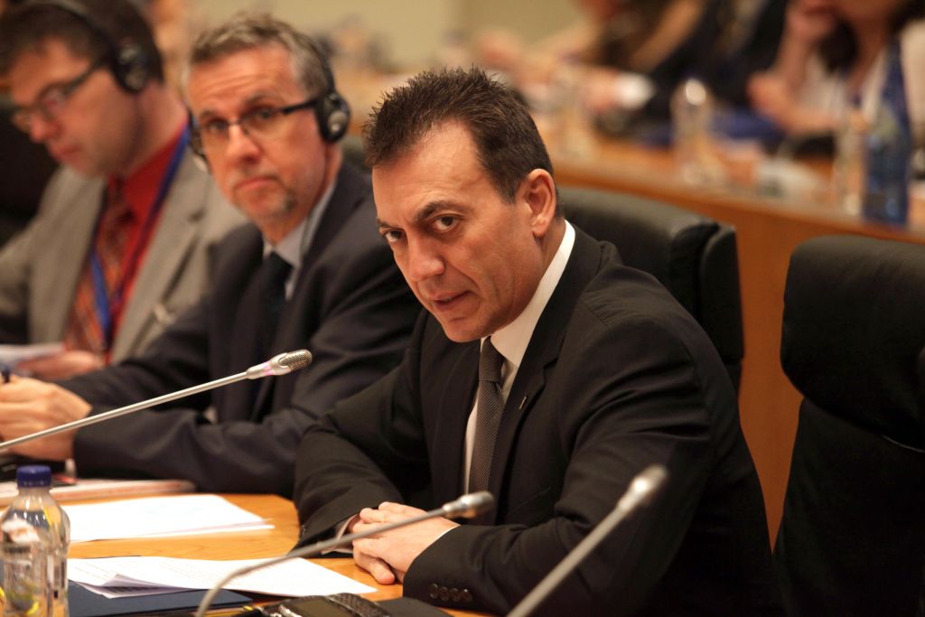 Βρούτσης για ΣΥΡΙΖΑ: Κλείνει το μάτι στην Αστυνομία για λίγες ψήφους