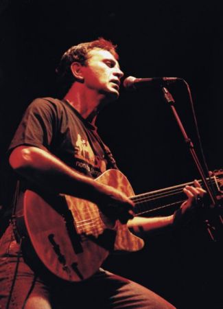 Γιώργος Νταλάρας: Ρεμπέτικα στον Κήπο του Μεγάρου