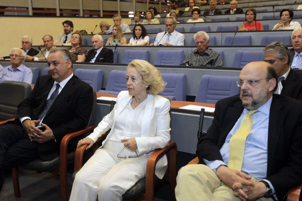 Αντώναρος: Η θέση Προέδρου της Δημοκρατίας δεν έλκει τον Καραμανλή