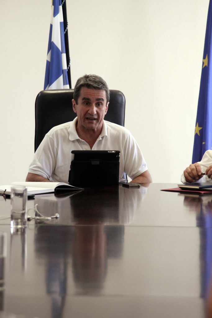 Λοβέρδος: Δεν υπάρχει περίπτωση να σταματήσω την αξιολόγηση καθηγητών