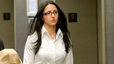 Καναδή θέλησε να σώσει πάπιες και προκάλεσε τροχαίο δυστύχημα