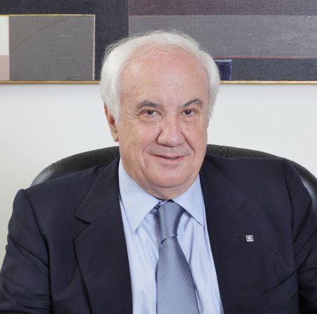 Alpha Bank: Αποχωρεί μετά από 13 χρόνια από τη θέση του CEO o Δ. Μαντζούνης