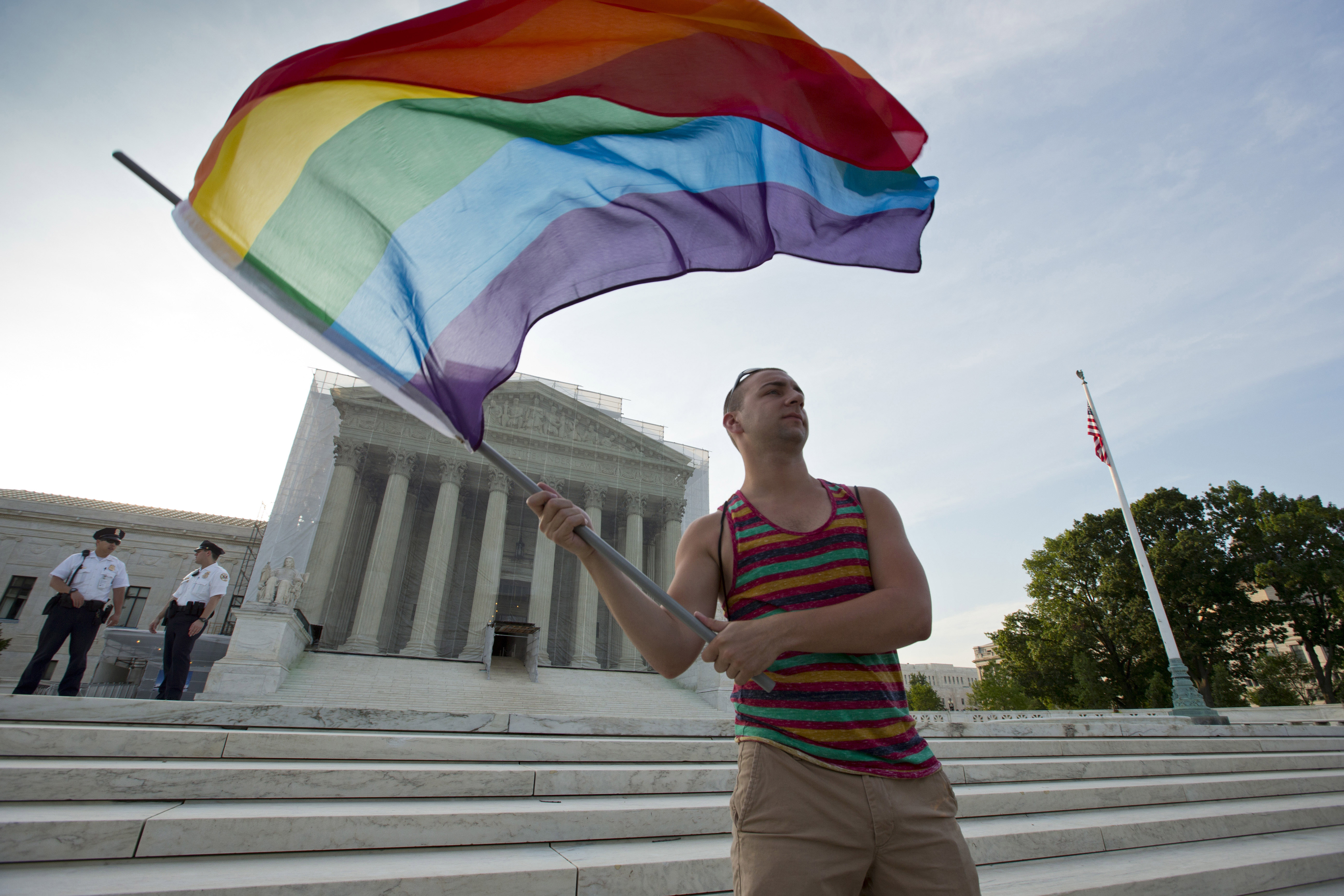 Το Ανώτατο Δικαστήριο των ΗΠΑ στηρίζει τους γάμους ομοφυλόφιλων