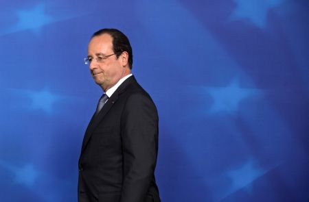 Εργοδοτικές οργανώσεις κρούουν τον κώδωνα κινδύνου σε Ολάντ