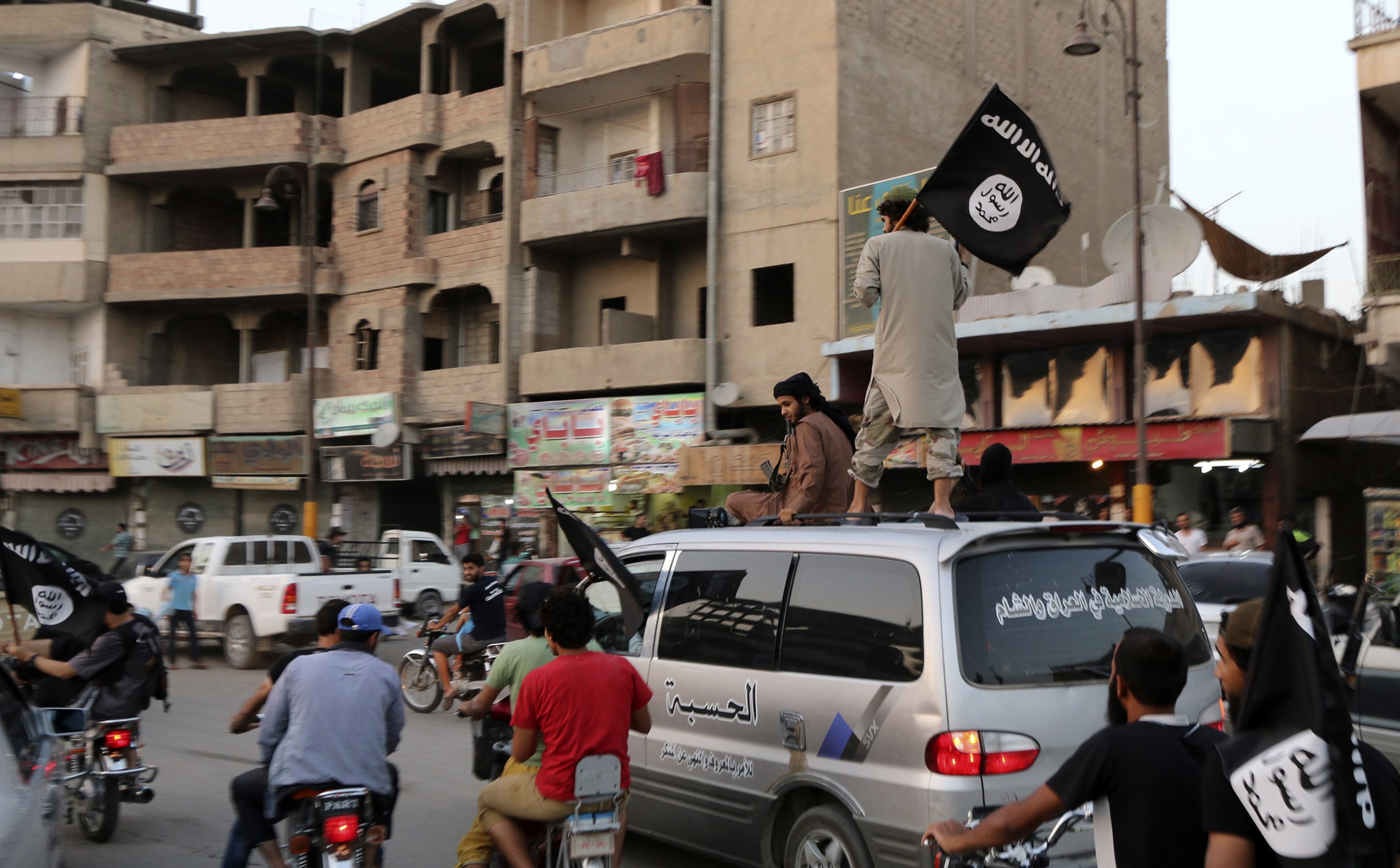O παράγοντας ISIS: Μία συζήτηση του Ταρίκ Αλί με τον Πάτρικ Κόκμπερν