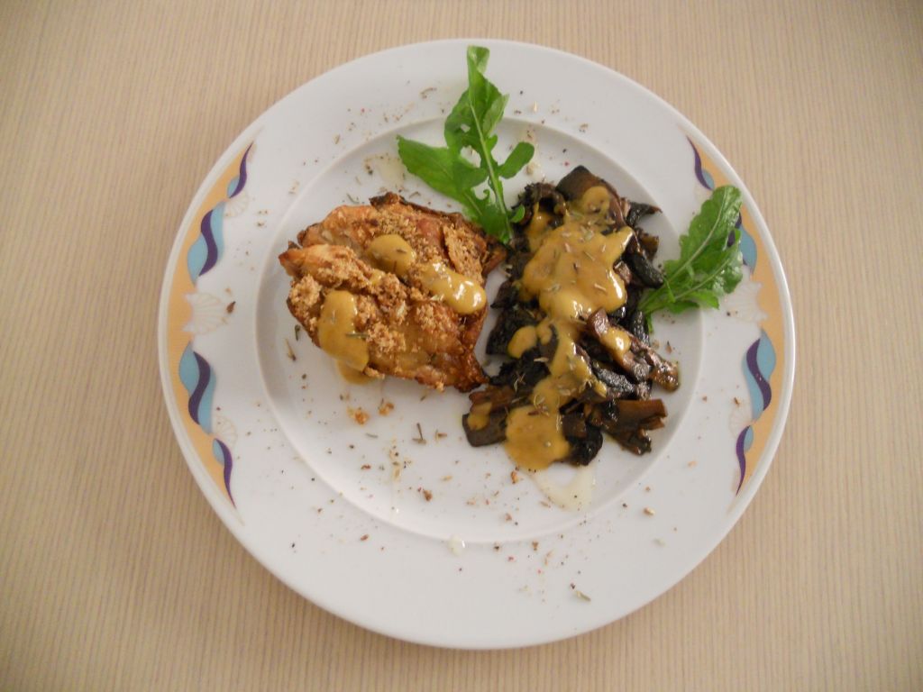 Κοτόπουλο με κρούστα μουστάρδας και σoς μπαλσάμικου