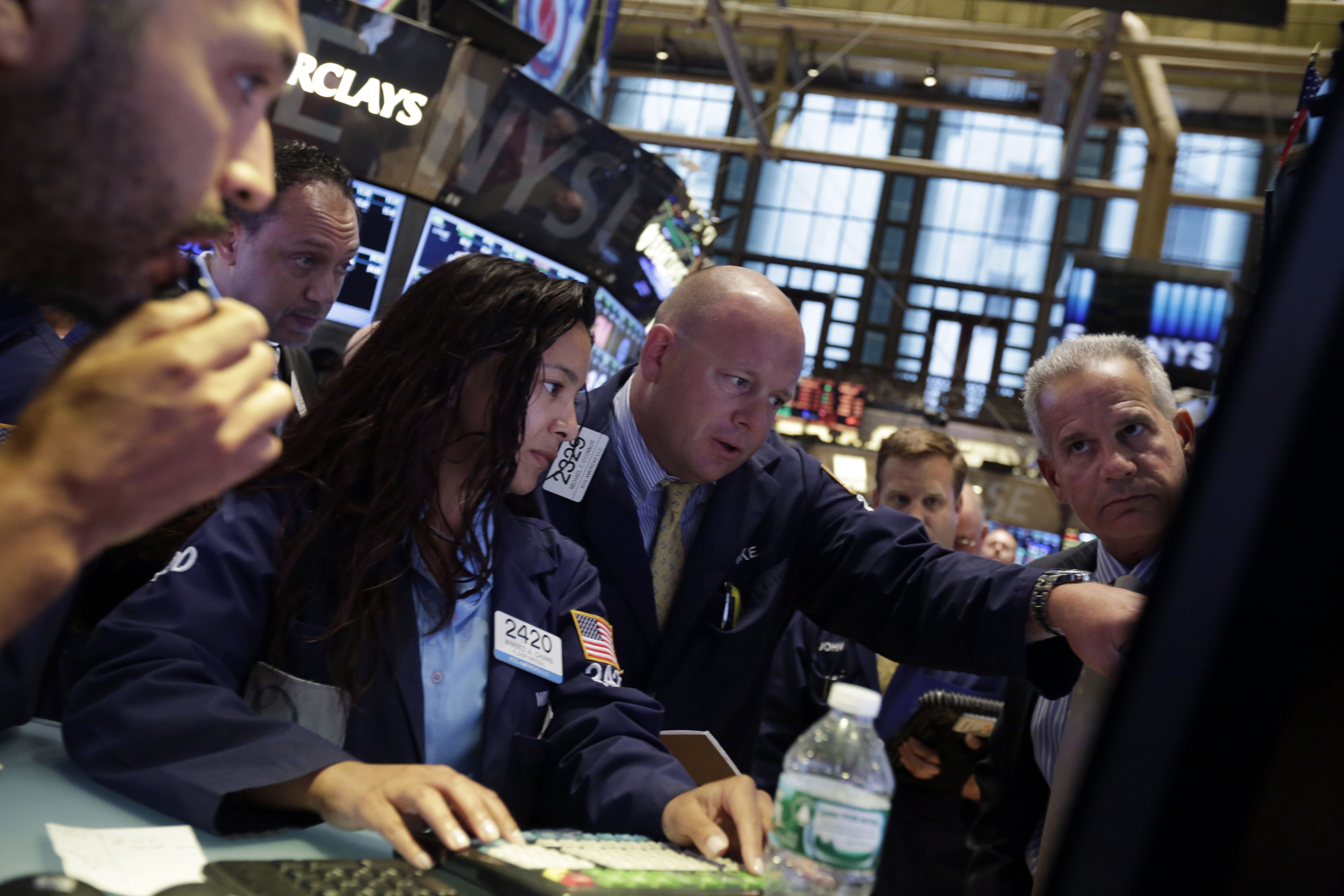 Η Ελλάδα και επισήμως στις αγορές για δεύτερη φορά εν μέσω μνημονίου