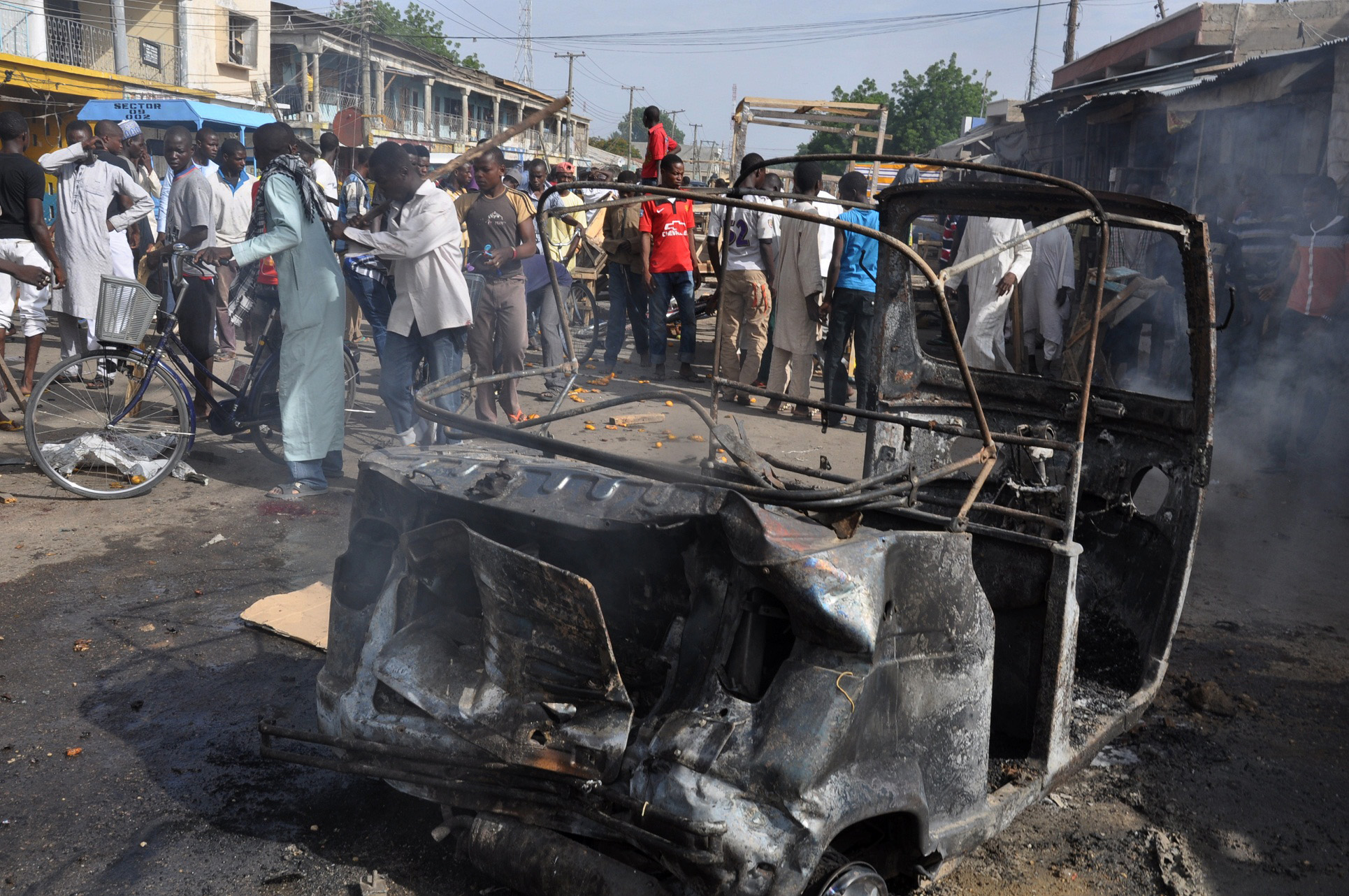 Νιγηρία: Πολύνεκρη βομβιστική επίθεση σε σταθμό λεωφορείων