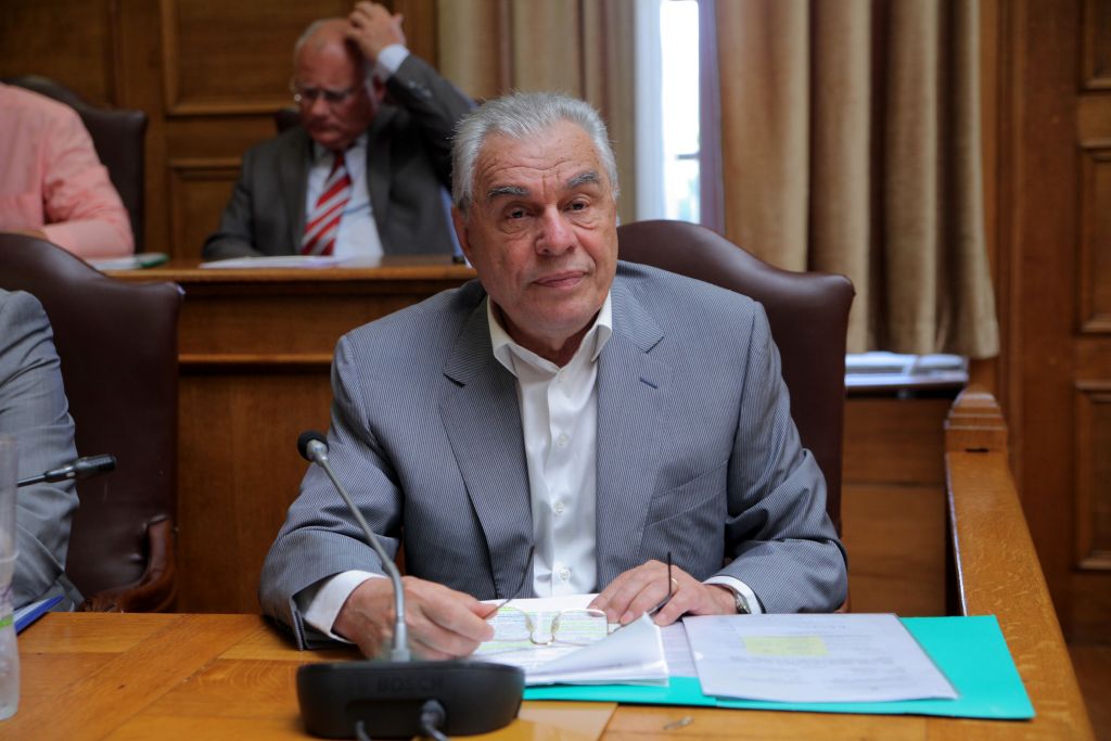 Γιακουμάτος: «Αναζητείστε τα φθηνότερα προϊόντα»