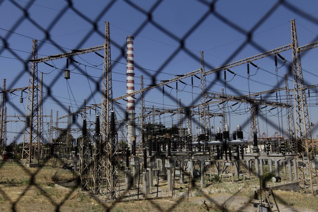 Φρένο στη διαρροή οφειλετών της ΔΕΗ προς εναλλακτικούς παρόχους