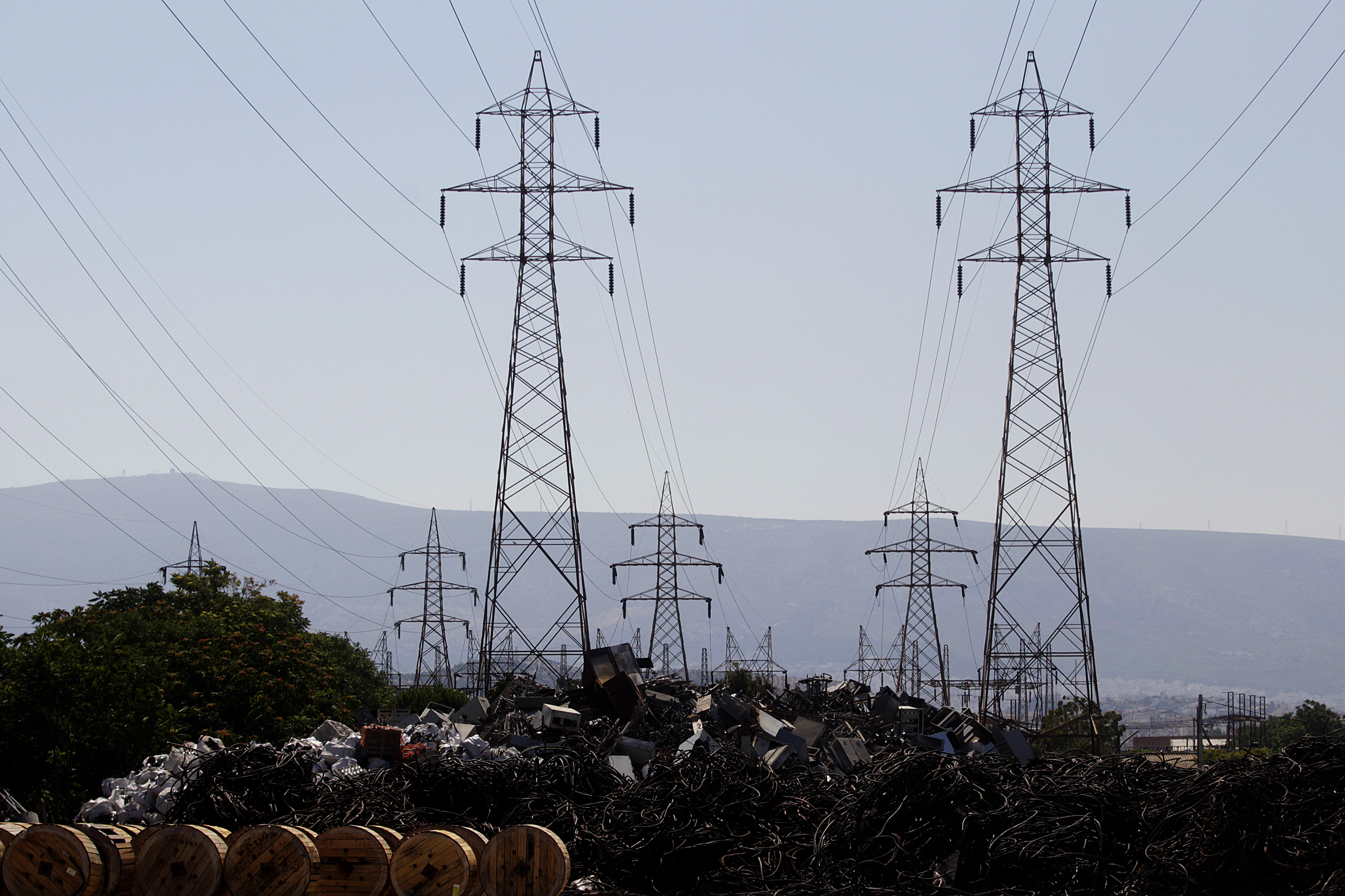 ΛΑΓΗΕ: Μειώνεται το έλλειμμα της αγοράς ηλεκτρικής ενέργειας