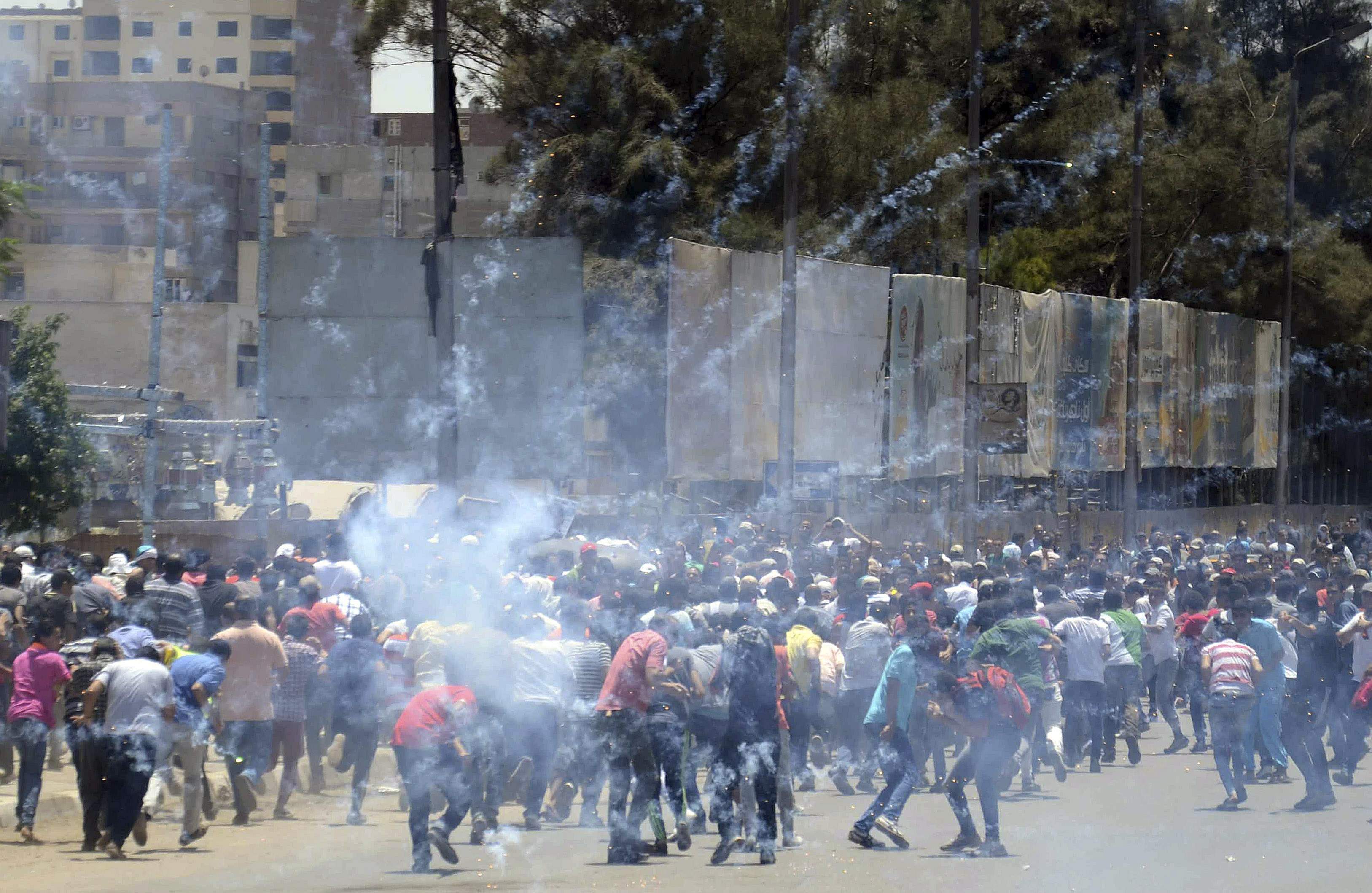 Αίγυπτος: Συγκρούσεις διαδηλωτών-αστυνομίας με πέντε νεκρούς