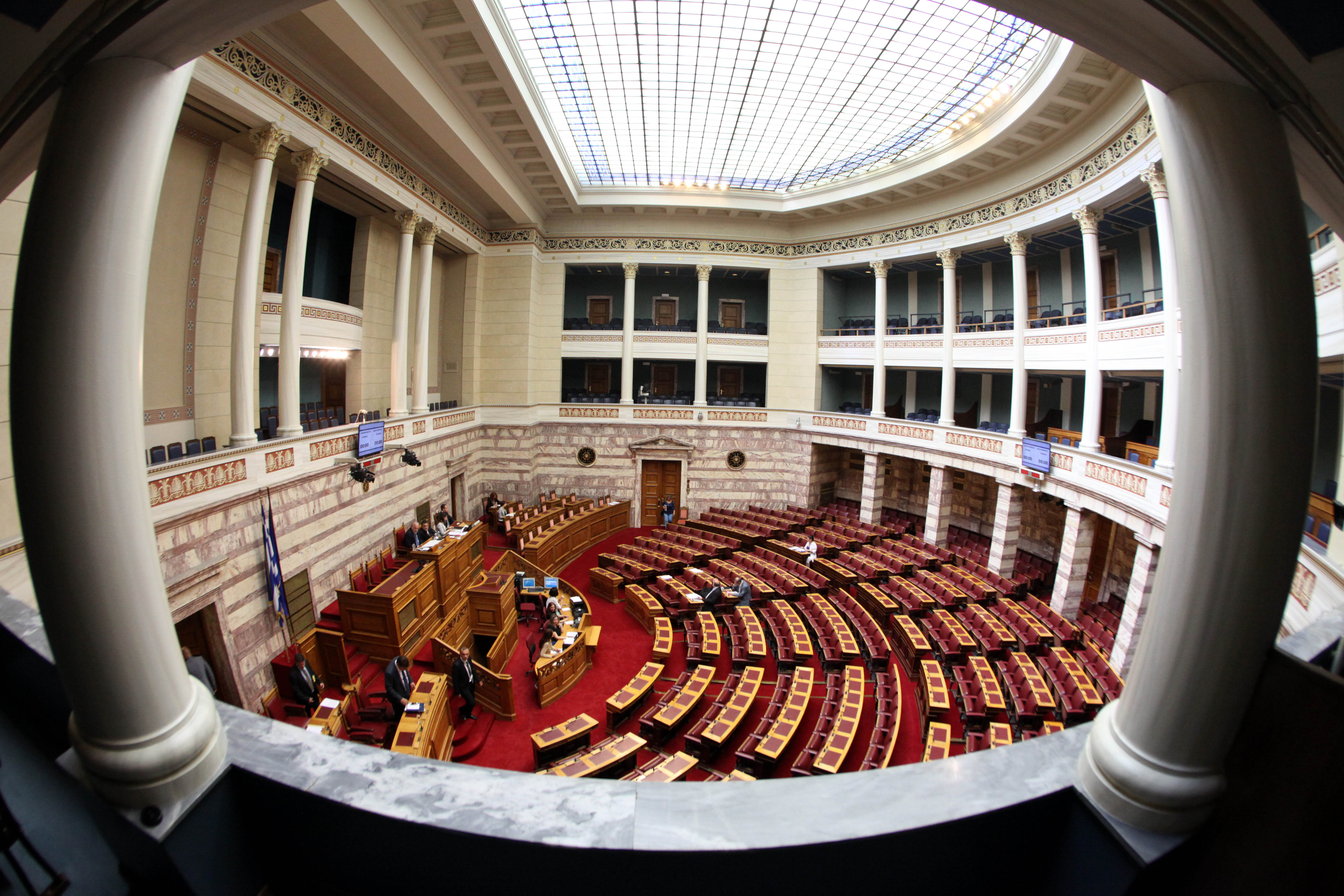 Βουλή: Σε εφαρμογή η ηλεκτρονική ψηφοφορία την Τρίτη το μεσημέρι