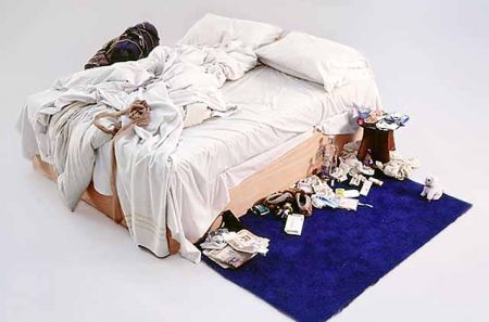 Βρετανία: Κρεβάτι πουλήθηκε ως έργο τέχνης για 3,2 εκατ. ευρώ