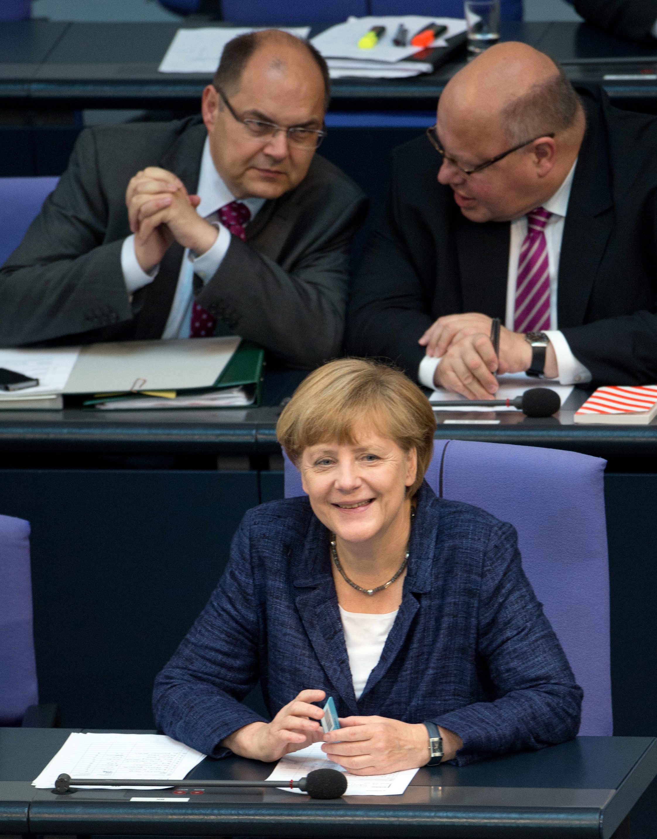 Deutsche Welle: Η Μέρκελ διαψεύδει, αλλά…
