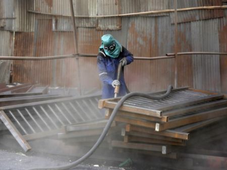 Ευρωζώνη: Αναιμική και τον Ιανουάριο η βιομηχανική παραγωγή